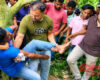 চাটমোহরে সিএনজি ছিনতাইয়ের চেষ্টা, চালকদের তৎপরতায় যুবক আটক